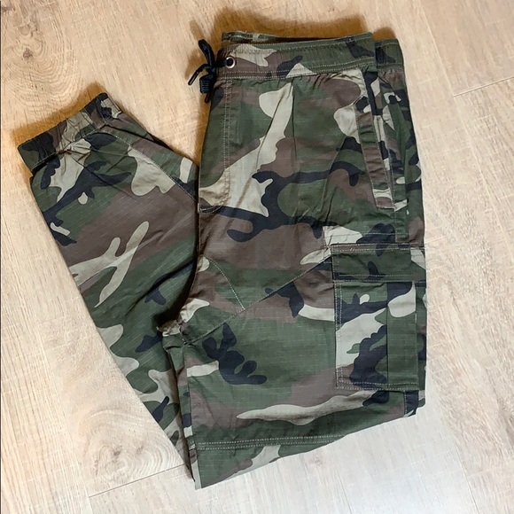 champs camo pants
